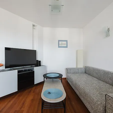 Apartment Quiet Charm *
