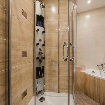 Quiet Charm Apartment *