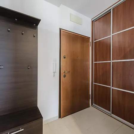 Apartment Quiet Charm *
